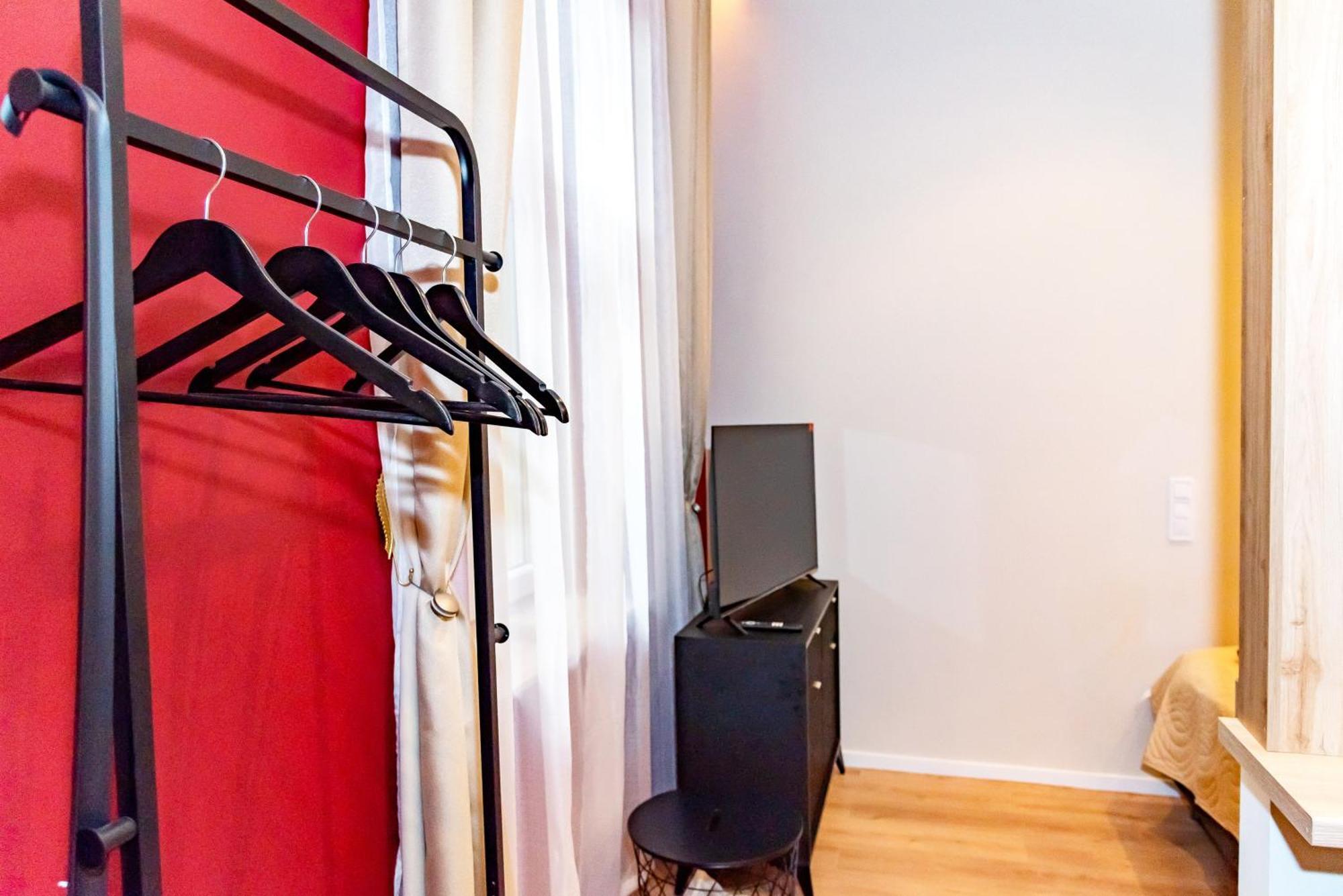 Monstera Apartman Boedapest Buitenkant foto